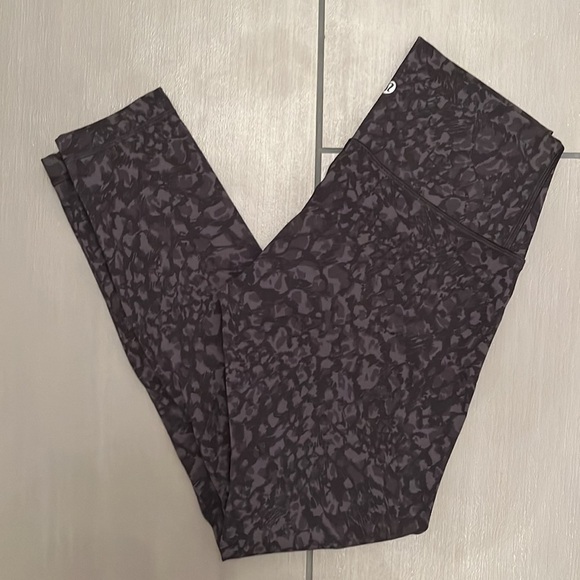 LULULEMON Wunder Under High Rise - Picture 4 of 6